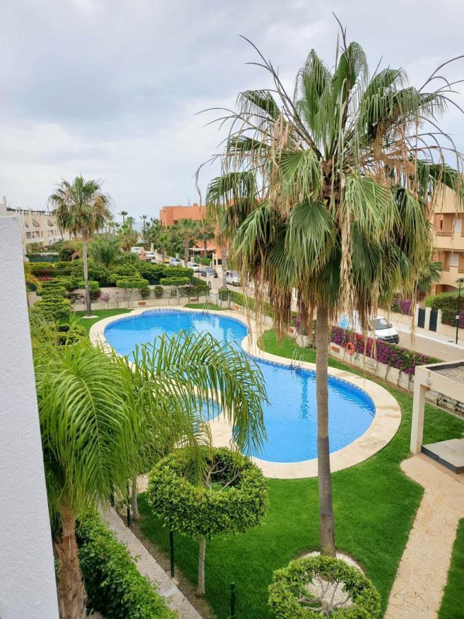 ¡Bajo Precioso Con Salida Directa A La Piscina Comunitaria En Paraiso De Vera! מראה חיצוני תמונה
