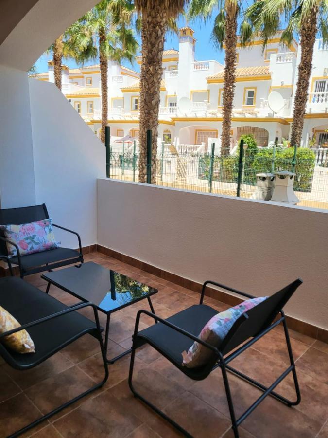 ¡Bajo Precioso Con Salida Directa A La Piscina Comunitaria En Paraiso De Vera! מראה חיצוני תמונה