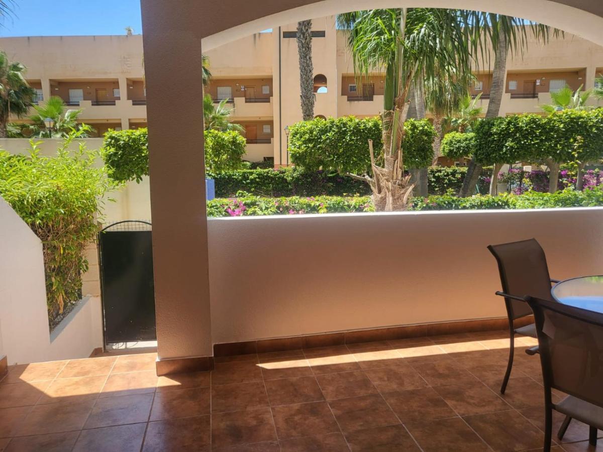 ¡Bajo Precioso Con Salida Directa A La Piscina Comunitaria En Paraiso De Vera! מראה חיצוני תמונה